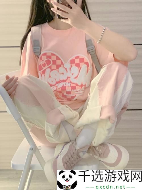  粉粉嫩嫩的18虎白女小馒头：甜蜜与趣味的完美结合